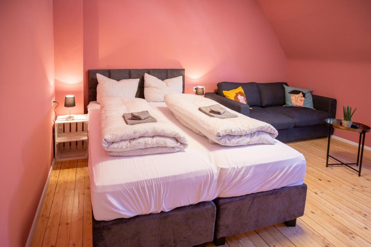 Appartement With Private Parking Lot Würzburg