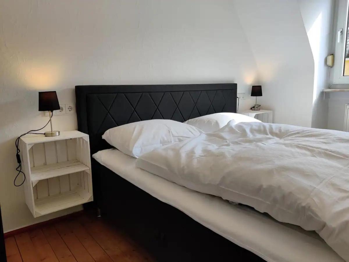 With Private Parking Lot Appartement Würzburg